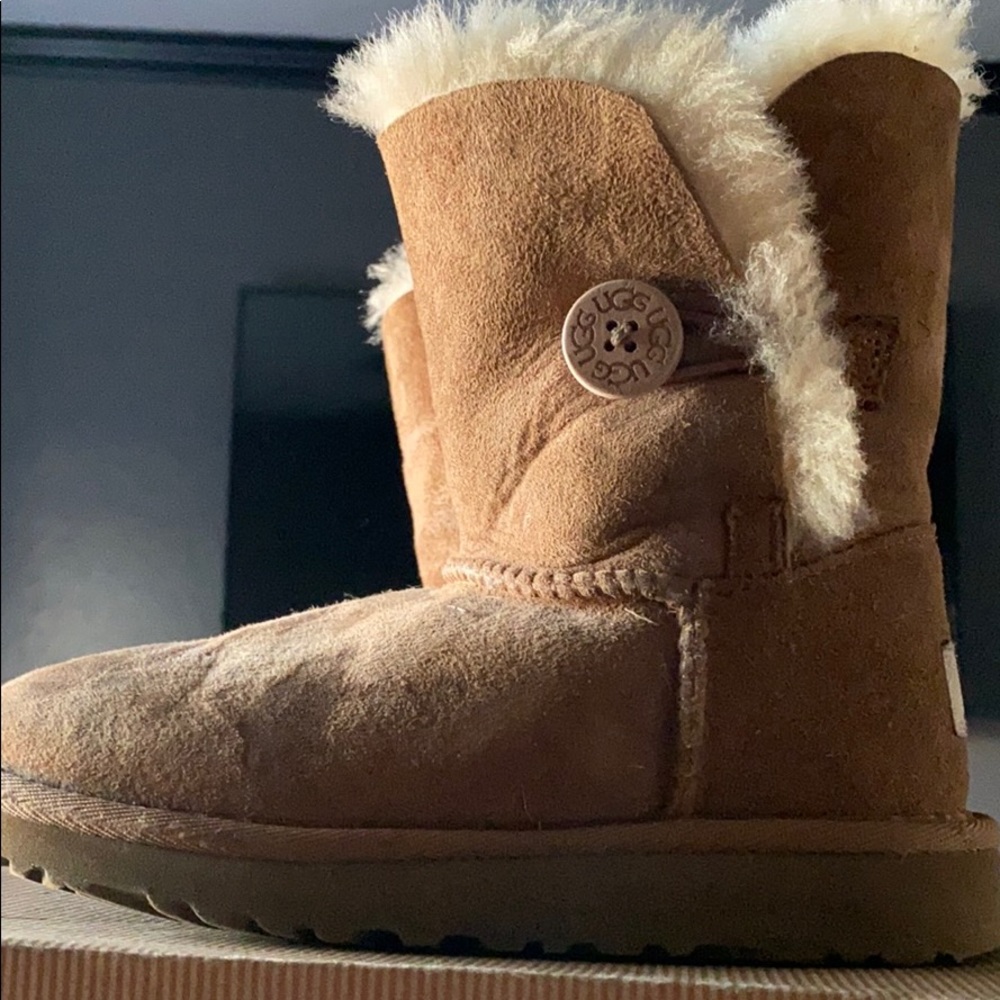 Ugg boots - Picture 3 of 7